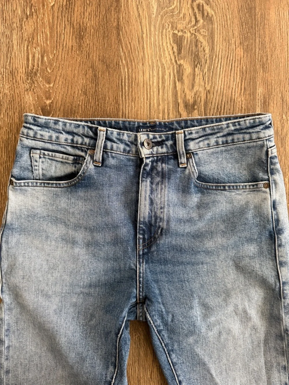 Levi's Men's Straight Light Blue Denim Jeans 32/32 - Picture 2 of 8